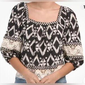 Christian Siriano‎ Boho Peasant Top Black Ivory Ikat Print Crochet Trim M